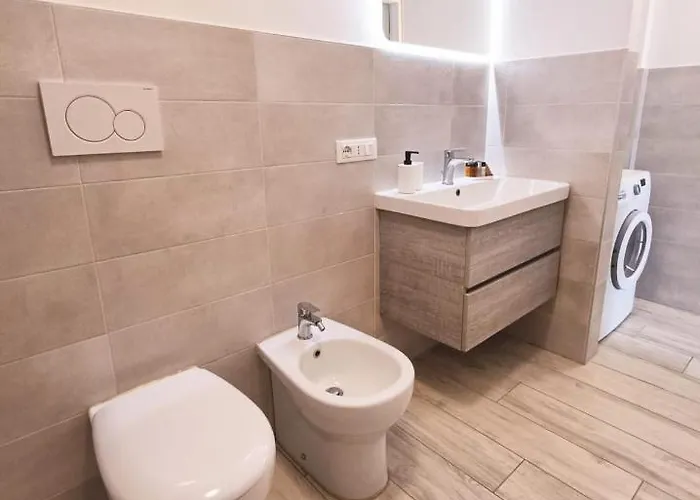 Yr Bocconi- Modern Loft, 3 Min Walk To Duomo Tram Dom wakacyjny