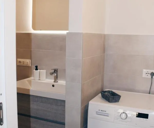 Dom wakacyjny Yr Bocconi- Modern Loft, 3 Min Walk To Duomo Tram